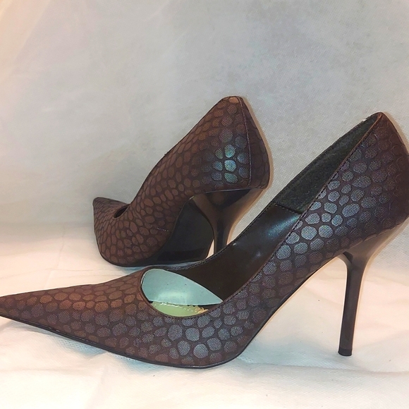 J Kuo Croc print heels, size 9 - Picture 4 of 4